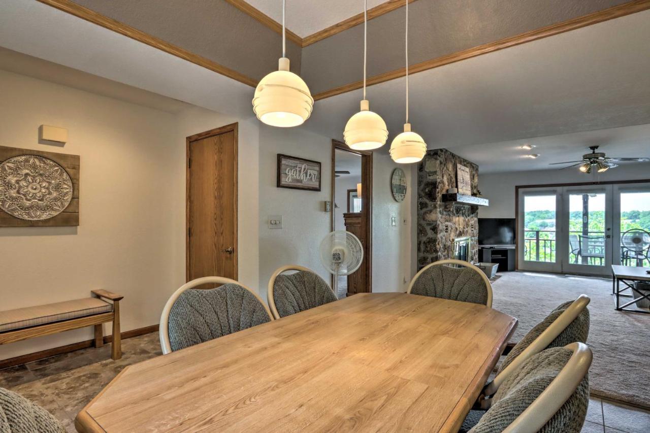 Lakefront Osage Beach Condo With Balcony And Views! Kültér fotó